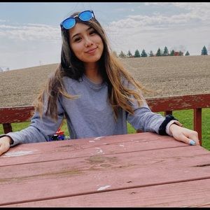 Meet your Posher, Yvette